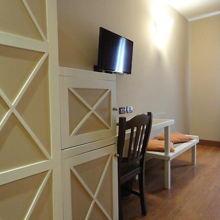 Hotel Vazzana โวลเปียโน ภายนอก รูปภาพ