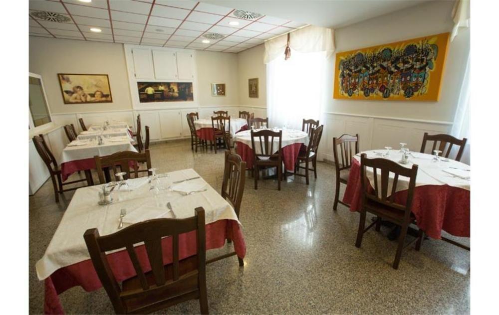 Hotel Vazzana โวลเปียโน ภายนอก รูปภาพ