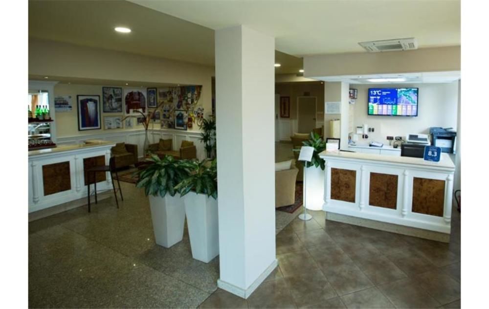 Hotel Vazzana โวลเปียโน ภายนอก รูปภาพ